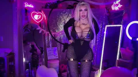 Dumb bimbo fuck doll online show from March 1, 7:27 am