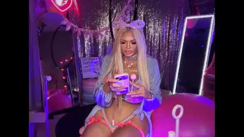 Dumb bimbo fuck doll online show from May 2, 1:43 am