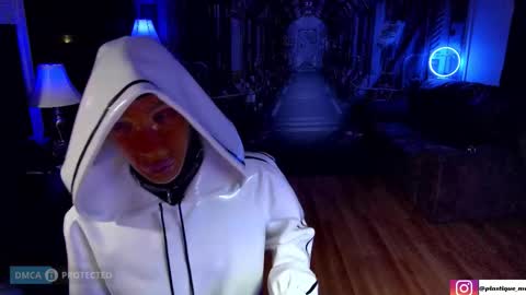 plasticme online show from March 14, 8:26 pm