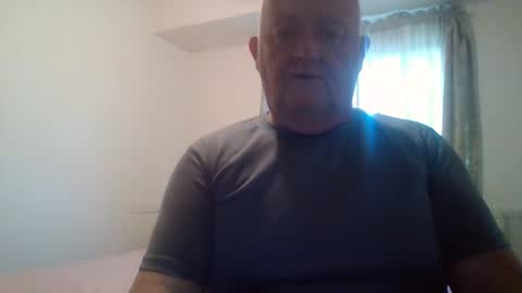chaz online show from June 5, 1:54 am