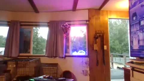 chaz online show from June 9, 3:24 am