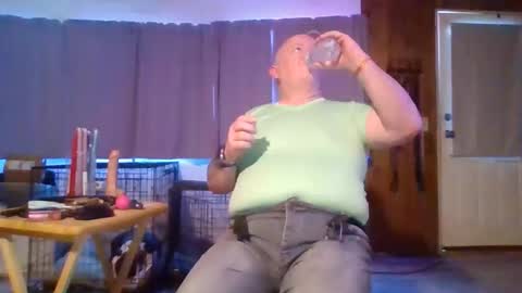 chaz online show from June 10, 9:43 pm