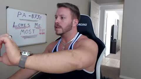 Player online show from August 8, 3:34 pm