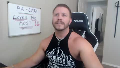 Player online show from August 10, 6:42 pm