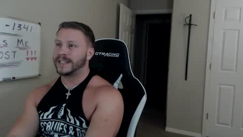 Player online show from August 11, 6:48 am