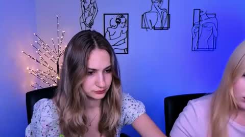 Sophie online show from August 7, 1:49 am