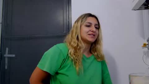 PlayfulNicole online show from August 12, 4:26 am