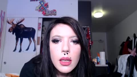 pleasantdinosaurus7537 online show from July 15, 6:47 am