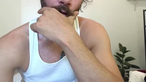 Ash online show from April 26, 9:22 pm
