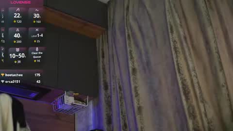 Ari online show from June 17, 5:39 am
