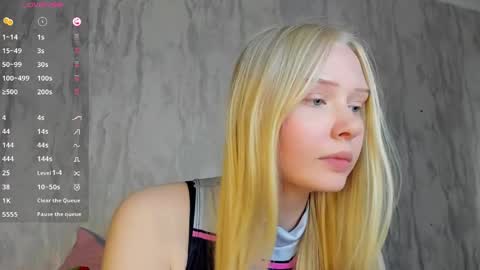 Mary online show from May 30, 11:44 am