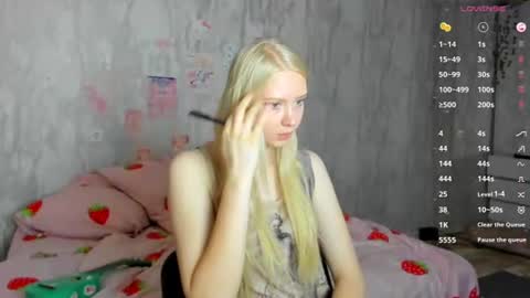 Mary online show from August 14, 7:56 am