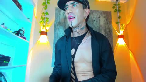 poderoso_samael online show from April 20, 4:55 am