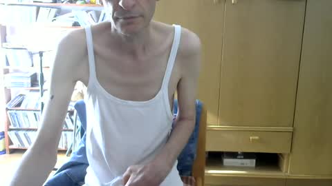 poi0076 online show from August 16, 7:23 am