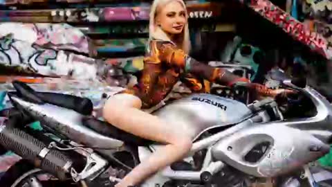 Polly online show from September 2, 9:50 pm