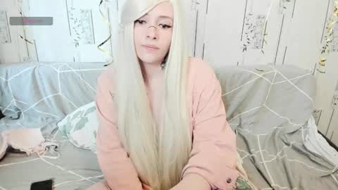 Polly online show from July 25, 12:09 pm