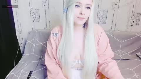 Polly online show from August 9, 9:43 am