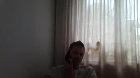 polsenos online show from May 14, 8:24 am