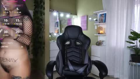 polvodeestrellas_ online show from March 18, 7:29 pm
