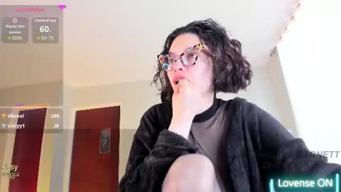 paulina barnett online show from July 28, 6:58 pm