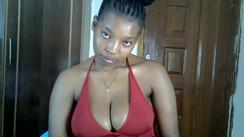 pookie245909 online show from August 7, 11:16 pm
