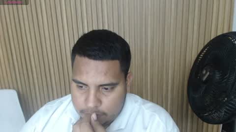 poolsexx_69 online show from July 16, 3:40 am
