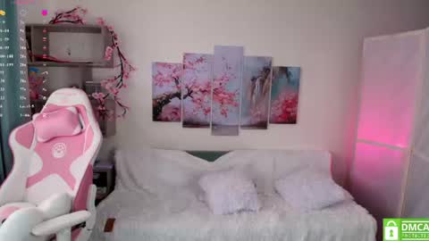 Alice online show from August 14, 11:36 am
