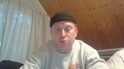 poppawheelie1234 online show from March 1, 11:51 am