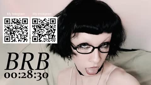 poppyfluffy online show from June 25, 6:38 am