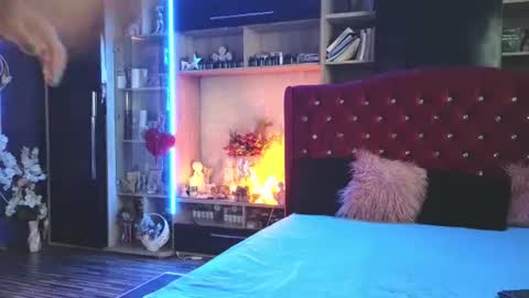 pornbubblebutt online show from August 13, 11:57 am