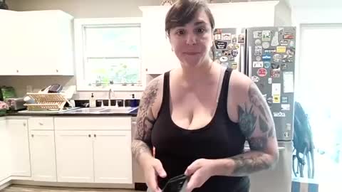 pornwatchingcouple online show from June 25, 8:23 pm