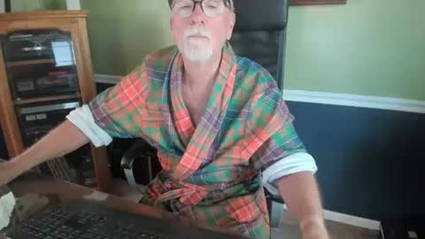 PoundinMyCock4U online show from June 15, 1:53 pm