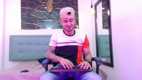   online show from August 3, 5:14 am