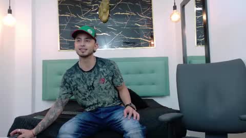   online show from August 10, 3:52 am