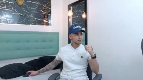   online show from August 17, 3:22 am