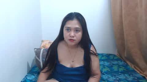 precious0088 online show from August 1, 9:04 am