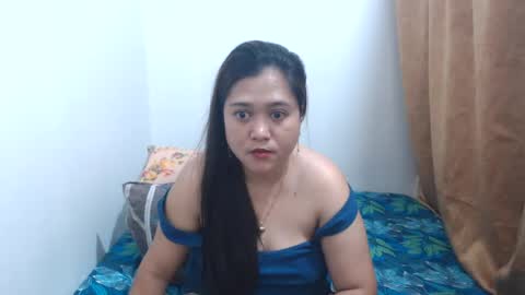 precious0088 online show from August 1, 10:10 am