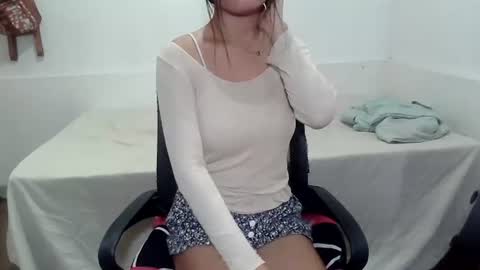 precious_athena online show from July 30, 12:56 pm