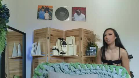 PreeminentJess online show from July 16, 12:22 am
