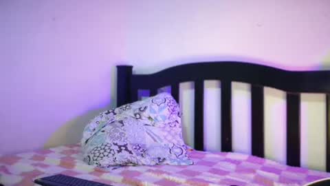 preexylicious69 online show from August 14, 8:51 am