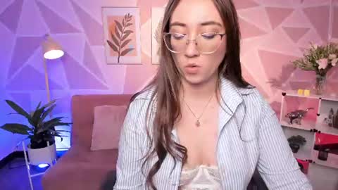 Camila  online show from August 3, 6:53 am