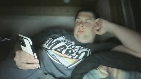 prestonhealy online show from April 12, 2:23 am