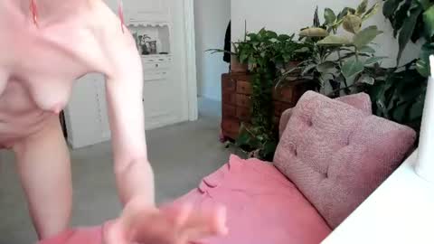 Pretend online show from August 2, 7:54 pm