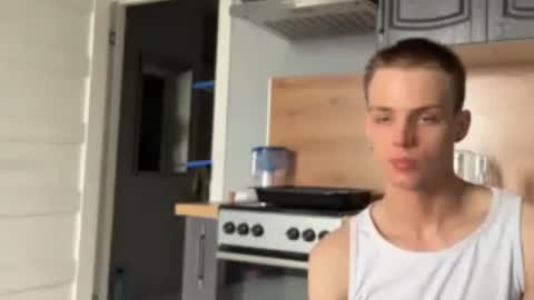 pretty online show from July 3, 11:45 am