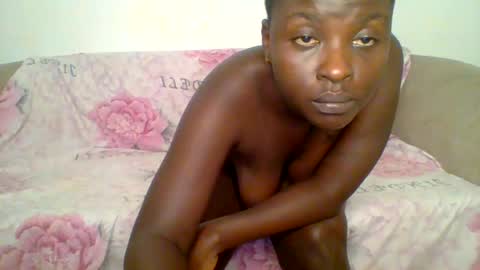 pretty_blackk online show from August 12, 6:27 am