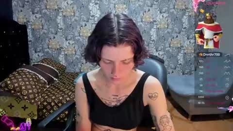 pretty_cristal22 online show from August 12, 12:24 am