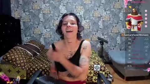 pretty_cristal22 online show from August 12, 3:42 am