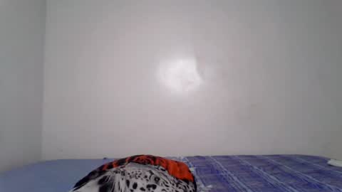 pretty_curvy99 online show from July 28, 10:49 pm