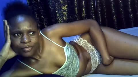 pretty_daniella online show from August 13, 12:19 pm