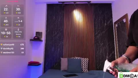 pretty_honey22 online show from August 7, 10:04 am
